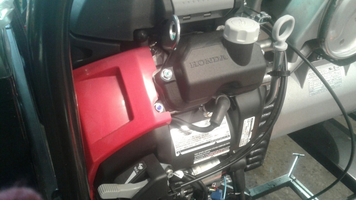 Бензиновый генератор Europower EP 10000 E с АВР Генератор